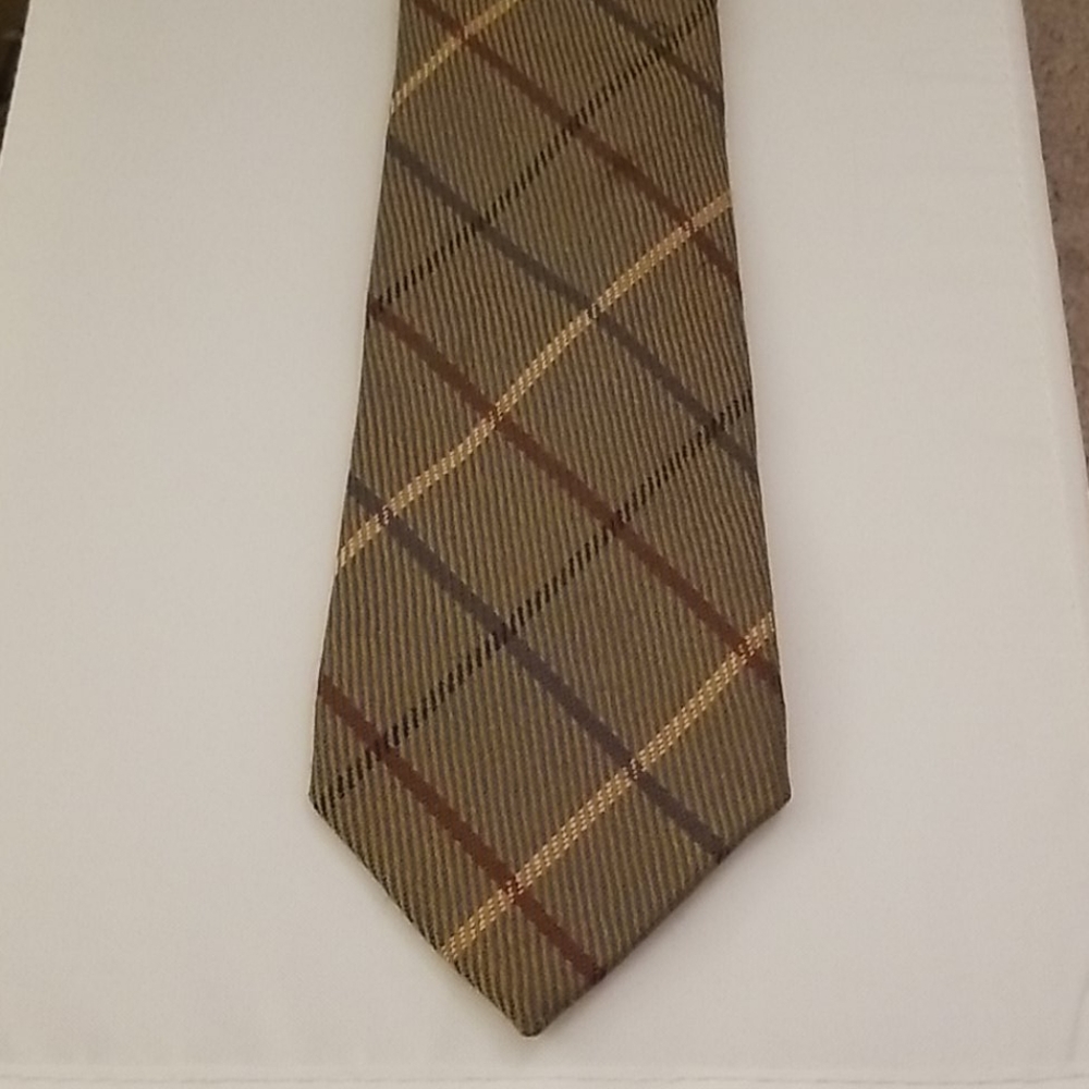 Burberry wool neck tie